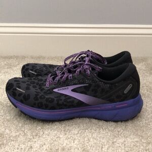 Brooks Womens Ghost 14 Size 10.5